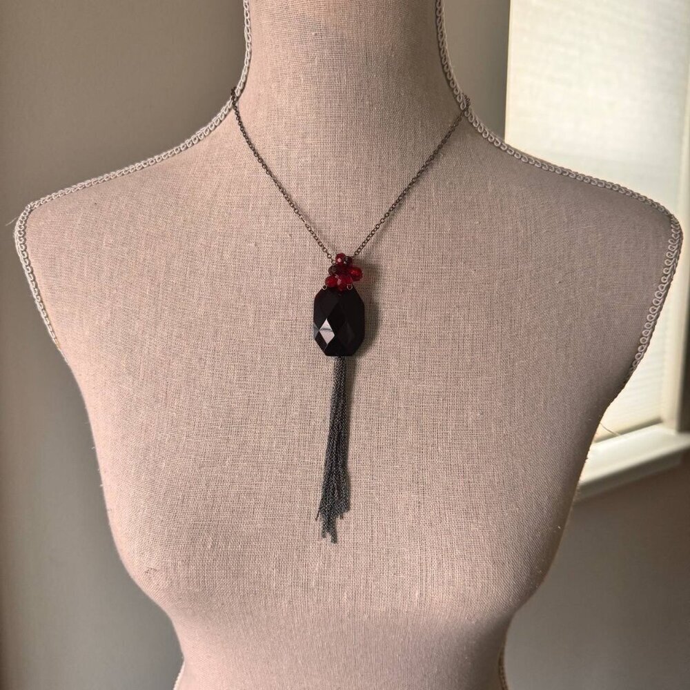 Vintage Beautiful Ruby Color Pendant on Chain.